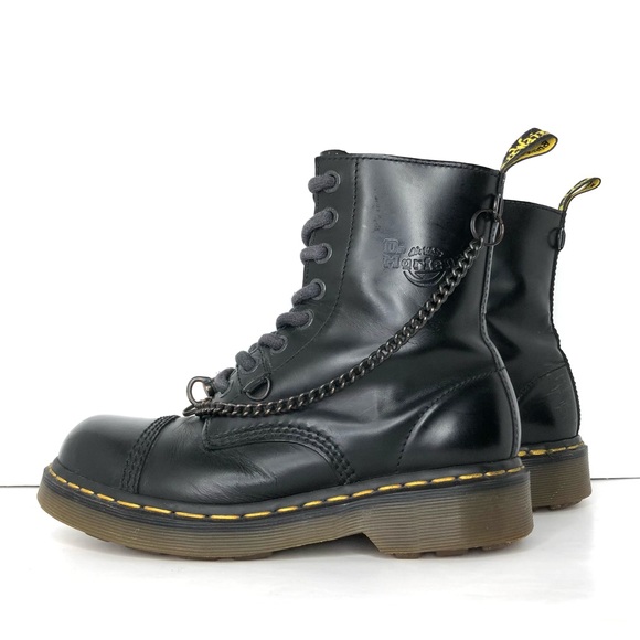 Vintage Dr Martens England Capped Toe and Link Chain 2A47 Lace Up Ankle Boots 7 - Picture 3 of 16